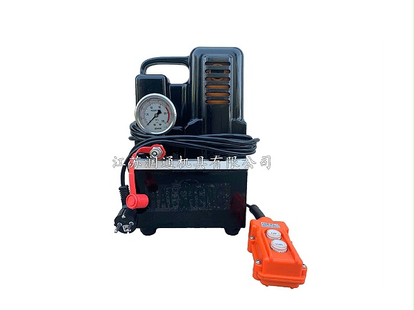 HS-700