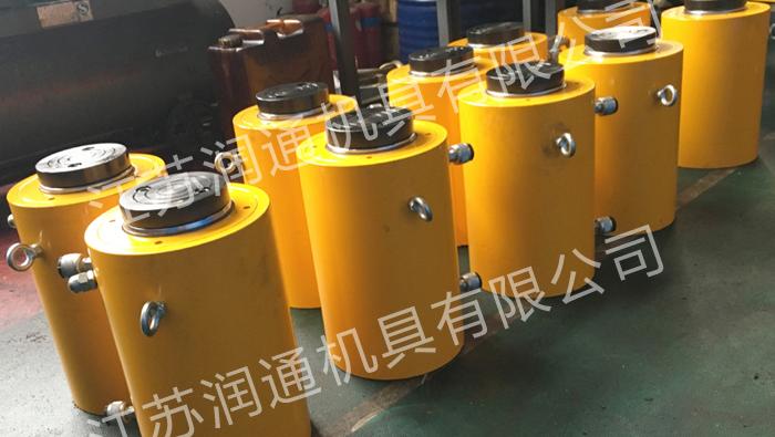 液压千斤顶操作时需要注意什么？